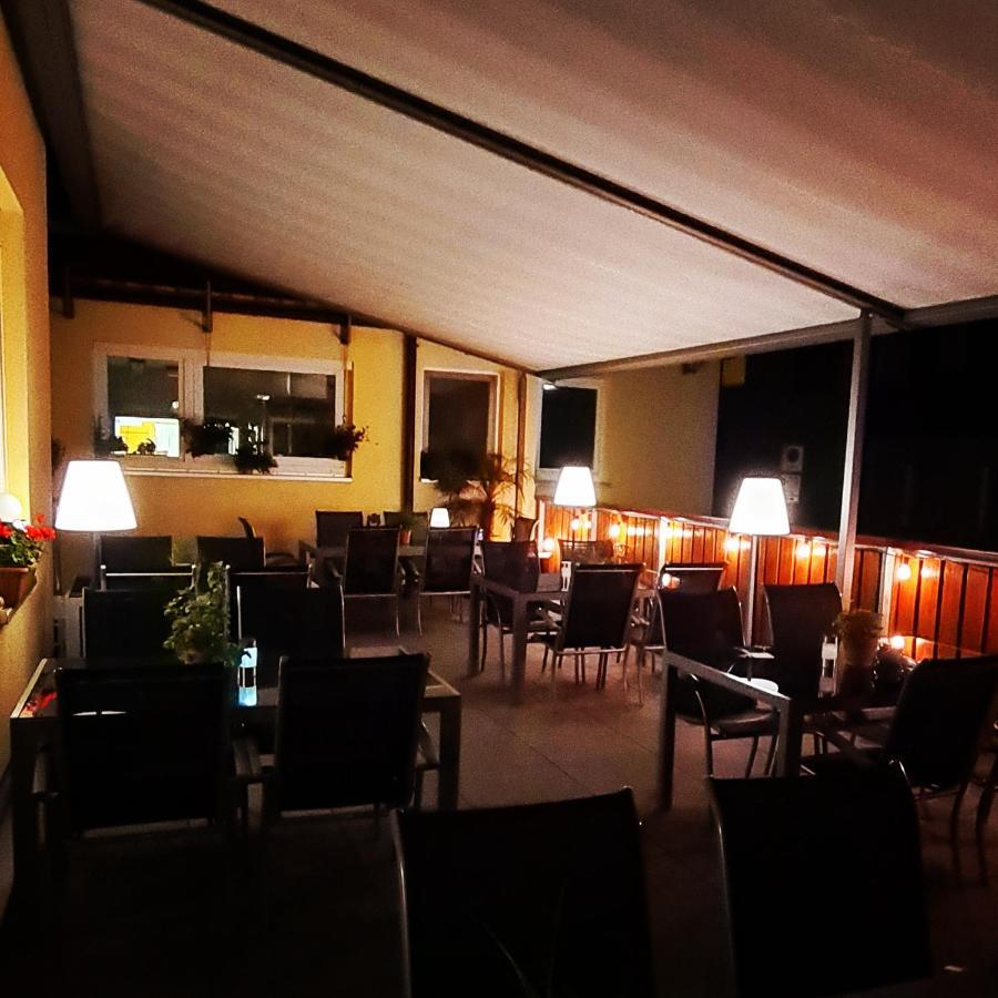 Hotel-Gasthof Krone-Lax Scheinfeld المظهر الخارجي الصورة