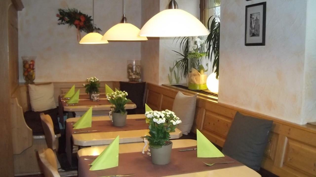 Hotel-Gasthof Krone-Lax Scheinfeld المظهر الخارجي الصورة