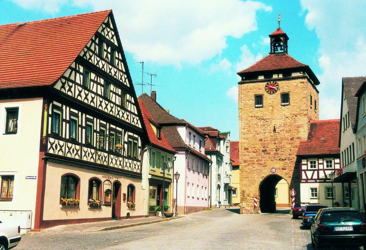 Hotel-Gasthof Krone-Lax Scheinfeld المظهر الخارجي الصورة