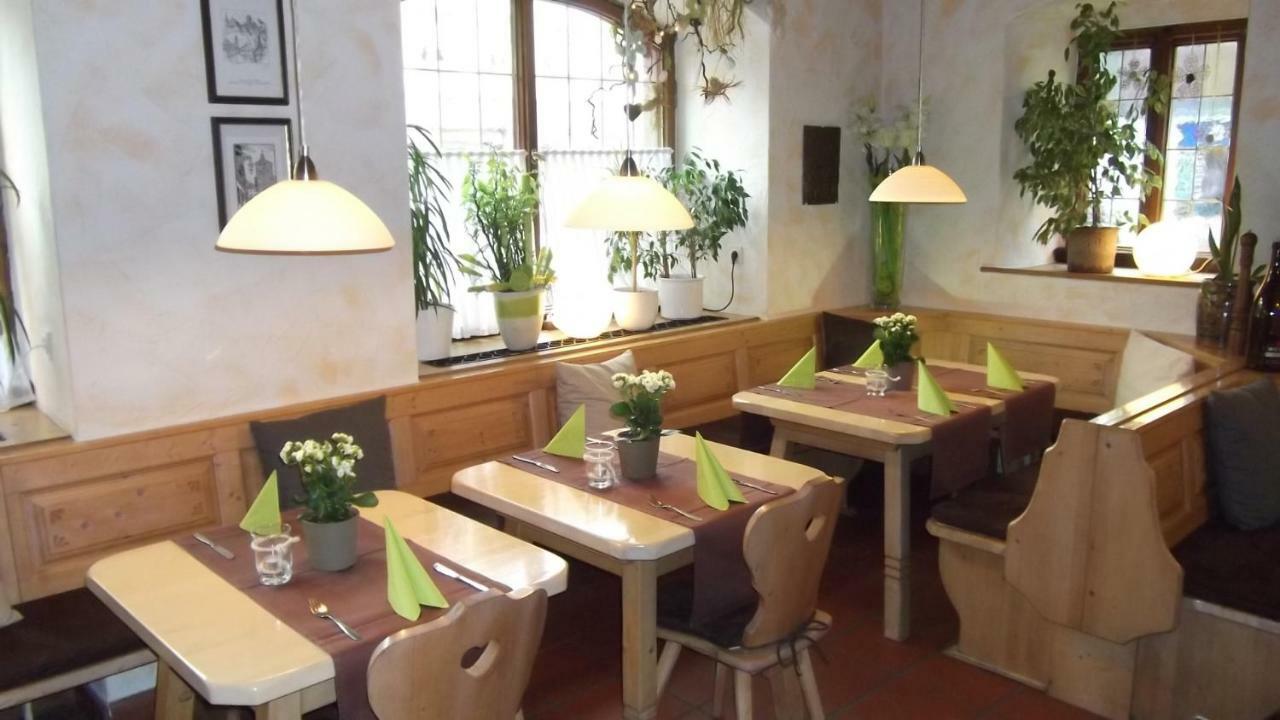 Hotel-Gasthof Krone-Lax Scheinfeld المظهر الخارجي الصورة