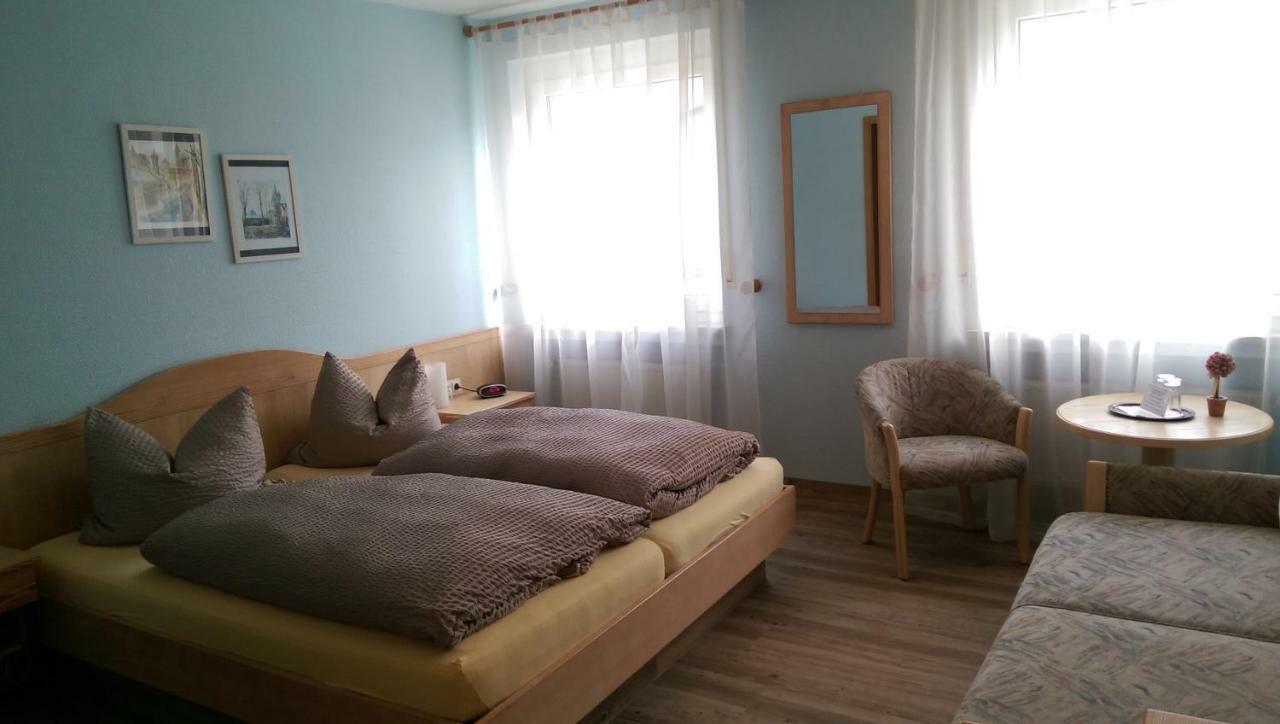 Hotel-Gasthof Krone-Lax Scheinfeld المظهر الخارجي الصورة
